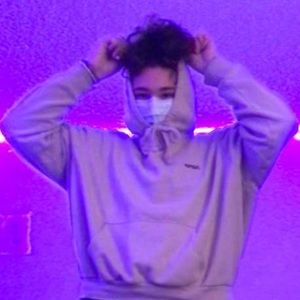 Meet your Posher, Christian